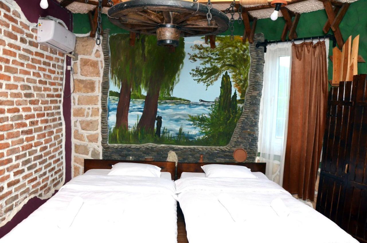 Toma'S House Hotel Nakalakevi  Buitenkant foto